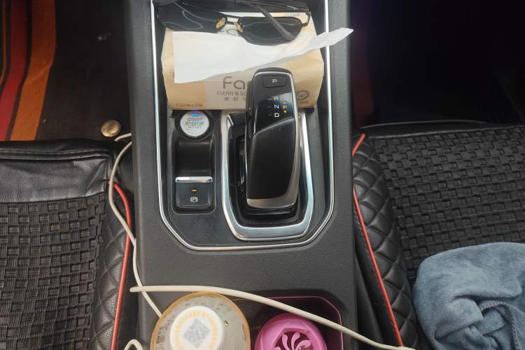 Used Dongfeng Aeolus E70 2022 500 Ultra-Enjoyment Edition Gear Lever