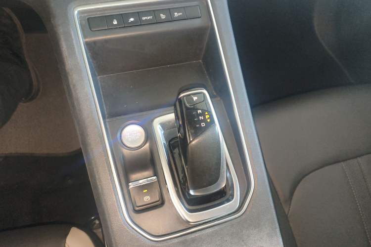 Used Dongfeng Aeolus E70 2022 500 Ultra-Enjoyment Edition Gear Lever