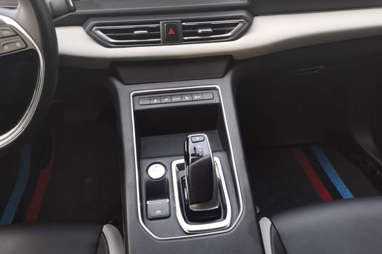Used Dongfeng Aeolus E70 2022 500 Ultra-Enjoyment Edition Gear Lever