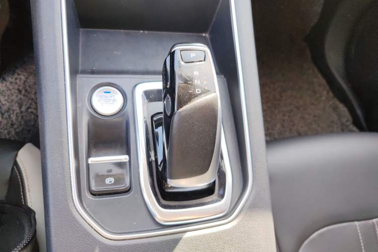 Used Dongfeng Aeolus E70 2022 500 Ultra-Enjoyment Edition Gear Lever