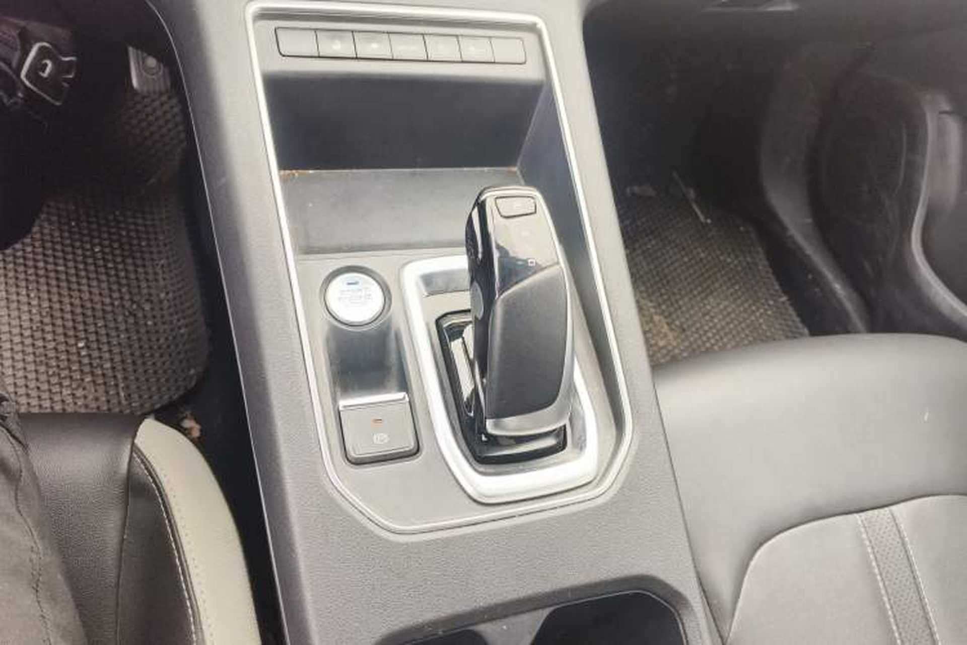 Used Dongfeng Aeolus E70 2022 500 Ultra-Enjoyment Edition Gear Lever