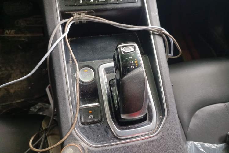 Used Dongfeng Aeolus E70 2022 500 Ultra-Enjoyment Edition Gear Lever