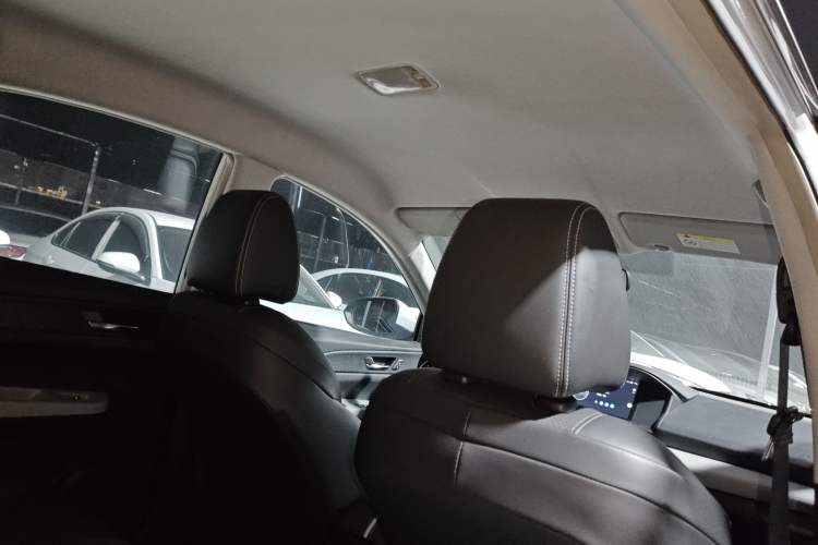 Used Dongfeng Aeolus E70 2022 500 Ultra-Enjoyment Edition Headliner