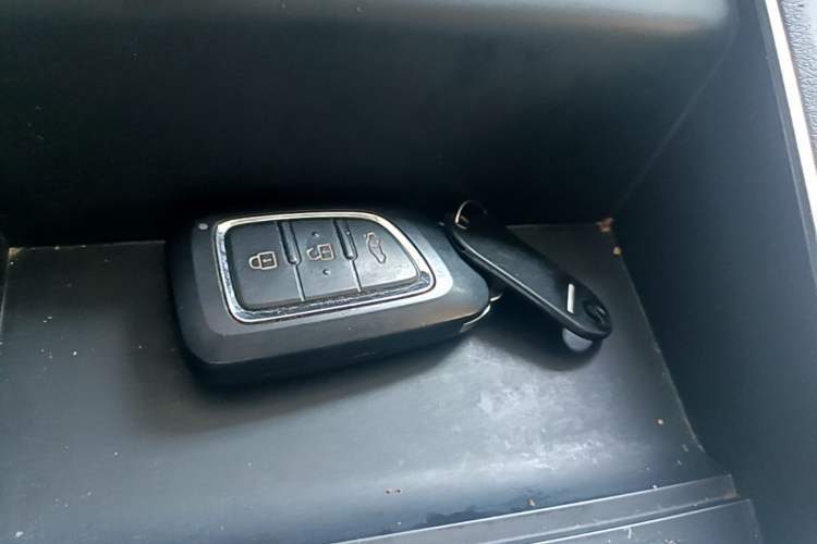 Used Dongfeng Aeolus E70 2022 500 Ultra-Enjoyment Edition Interior 1