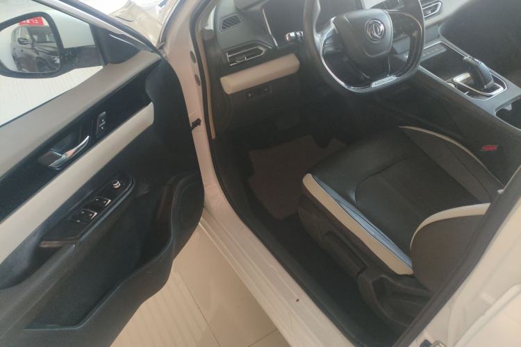 Used Dongfeng Aeolus E70 2022 500 Ultra-Enjoyment Edition Interior 3