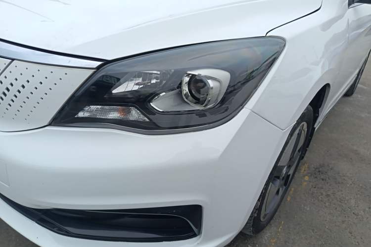 Used Dongfeng Aeolus E70 2022 500 Ultra-Enjoyment Edition Left Front Headlight