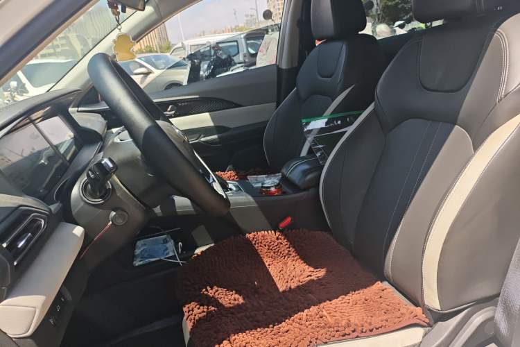Used Dongfeng Aeolus E70 2022 500 Ultra-Enjoyment Edition Left Front Seat