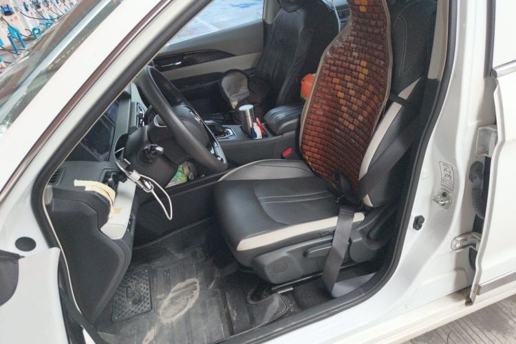Used Dongfeng Aeolus E70 2022 500 Ultra-Enjoyment Edition Left Front Seat