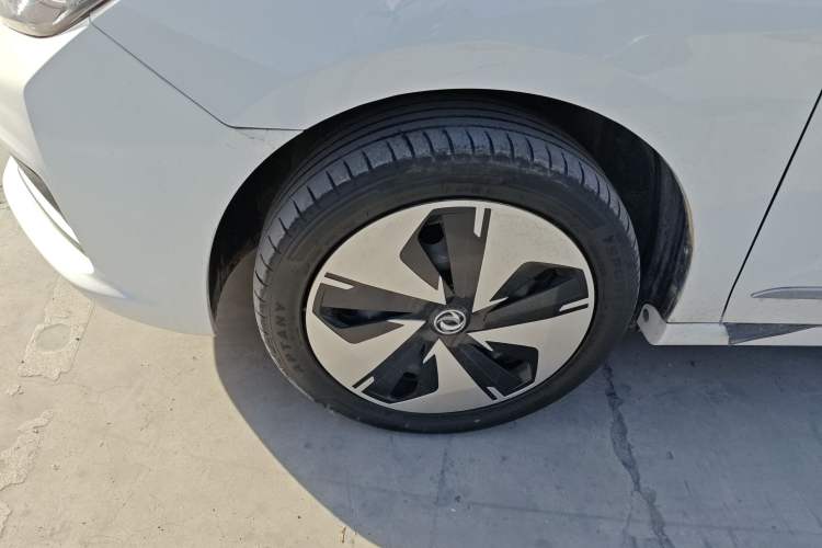 Used Dongfeng Aeolus E70 2022 500 Ultra-Enjoyment Edition Left Front Wheel Hub