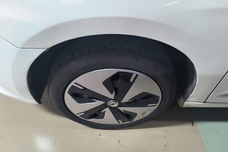 Used Dongfeng Aeolus E70 2022 500 Ultra-Enjoyment Edition Left Front Wheel Hub