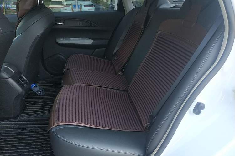 Used Dongfeng Aeolus E70 2022 500 Ultra-Enjoyment Edition Left Rear Seat