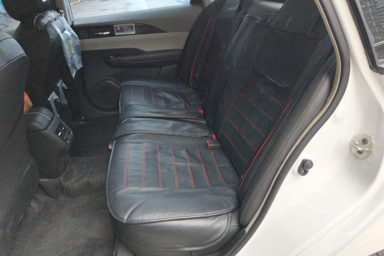 Used Dongfeng Aeolus E70 2022 500 Ultra-Enjoyment Edition Left Rear Seat