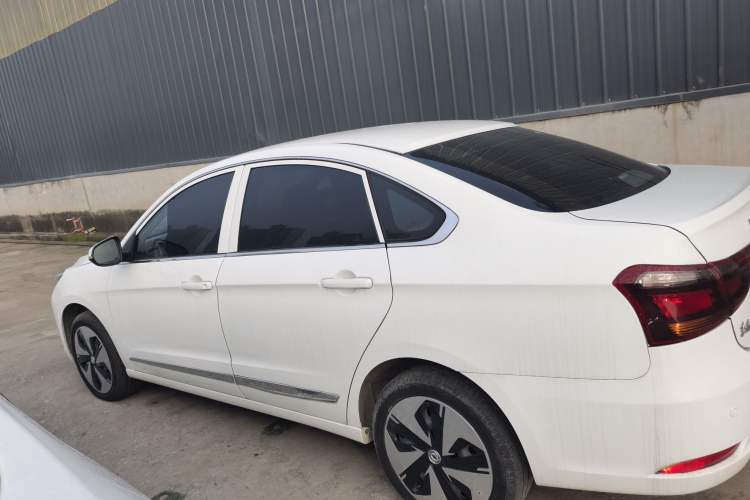 Used Dongfeng Aeolus E70 2022 500 Ultra-Enjoyment Edition Left Side