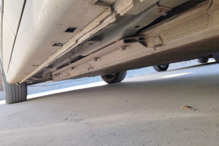 Used Dongfeng Aeolus E70 2022 500 Ultra-Enjoyment Edition Left Side Sill