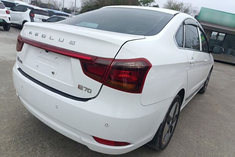 Used Dongfeng Aeolus E70 2022 500 Ultra-Enjoyment Edition Rear Right 45 Deg