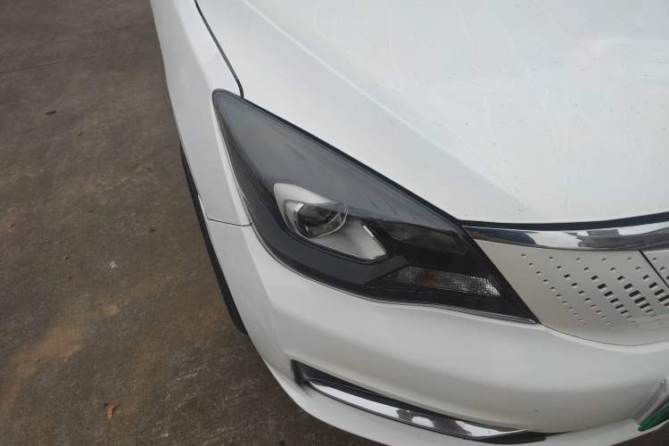 Used Dongfeng Aeolus E70 2022 500 Ultra-Enjoyment Edition Right Front Headlight