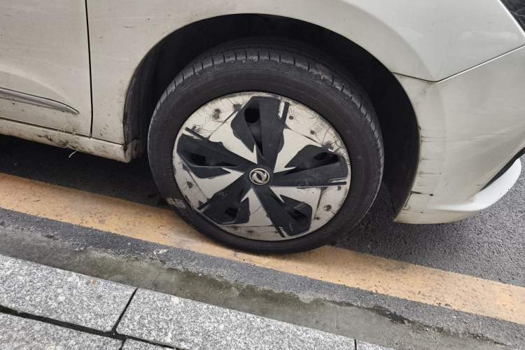 Used Dongfeng Aeolus E70 2022 500 Ultra-Enjoyment Edition Right Front Wheel Hub