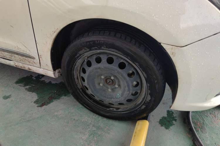 Used Dongfeng Aeolus E70 2022 500 Ultra-Enjoyment Edition Right Front Wheel Hub
