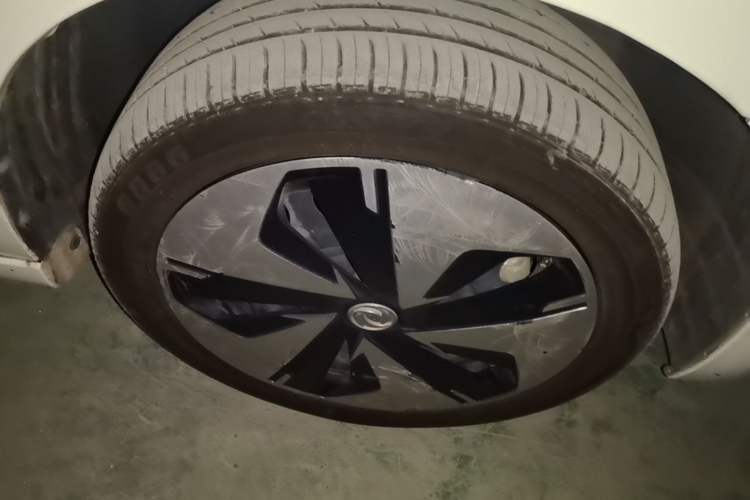 Used Dongfeng Aeolus E70 2022 500 Ultra-Enjoyment Edition Right Front Wheel Hub