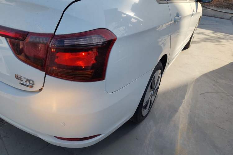 Used Dongfeng Aeolus E70 2022 500 Ultra-Enjoyment Edition Right Rear Taillight