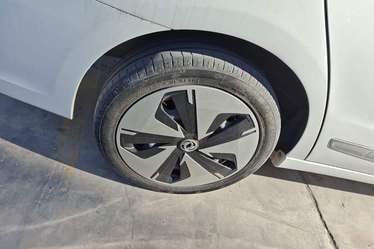 Used Dongfeng Aeolus E70 2022 500 Ultra-Enjoyment Edition Right Rear Wheel Hub