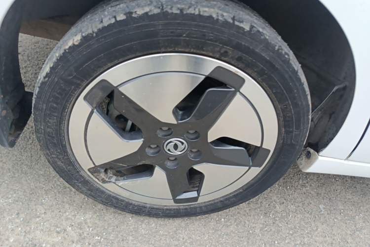 Used Dongfeng Aeolus E70 2022 500 Ultra-Enjoyment Edition Right Rear Wheel Hub