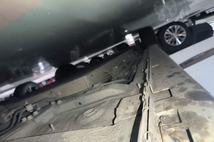 Used Dongfeng Aeolus E70 2022 500 Ultra-Enjoyment Edition Right Side Sill
