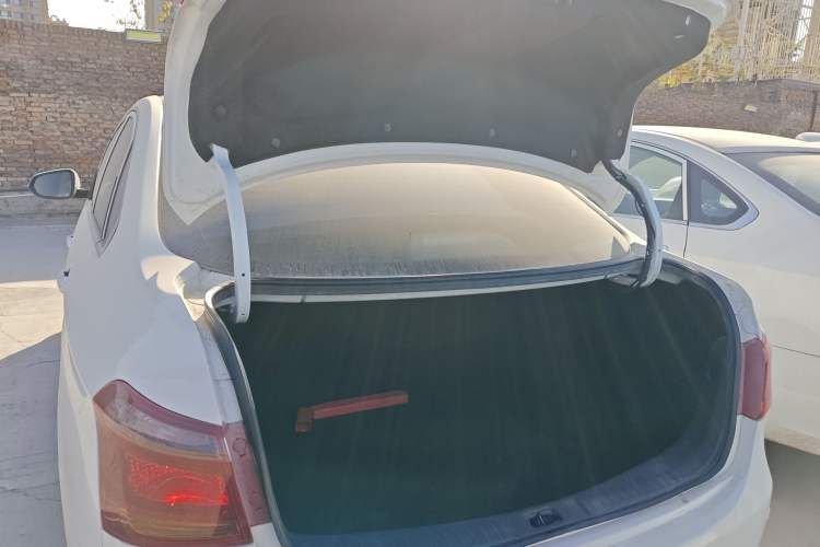 Used Dongfeng Aeolus E70 2022 500 Ultra-Enjoyment Edition Trunk