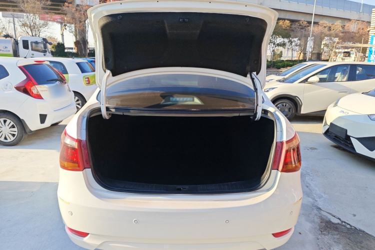 Used Dongfeng Aeolus E70 2022 500 Ultra-Enjoyment Edition Trunk