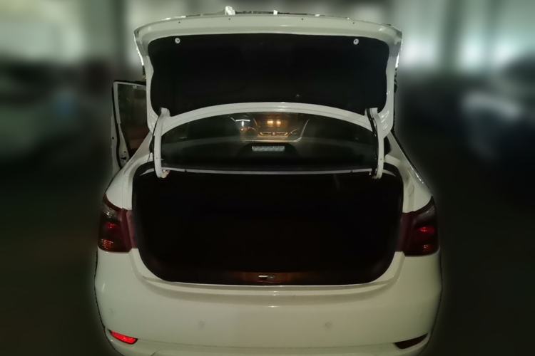 Used Dongfeng Aeolus E70 2022 500 Ultra-Enjoyment Edition Trunk