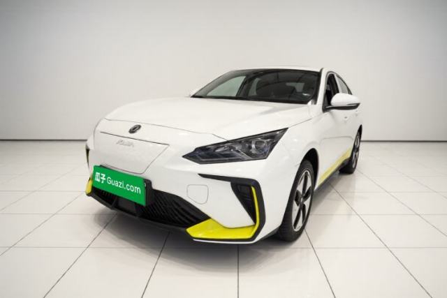 Gebrauchter Dongfeng Aeolus E70 2023 Revised PRO Smart Drive Version