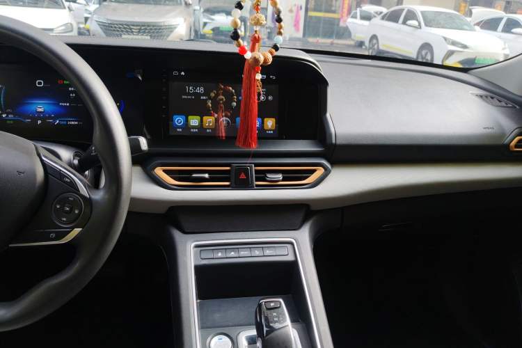 Used Dongfeng Aeolus E70 2023 Revised PRO Smart Drive Version Audio And AC Panel