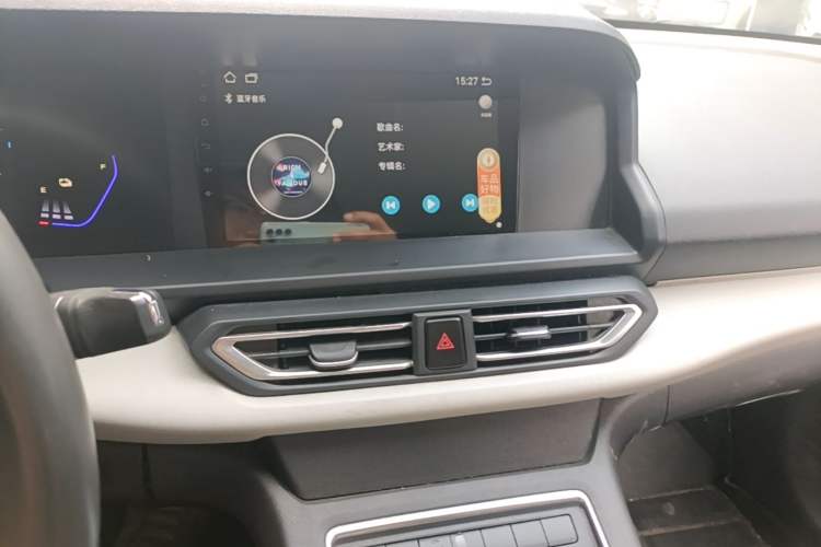 Used Dongfeng Aeolus E70 2023 360H Battery-Swap Version Audio And AC Panel