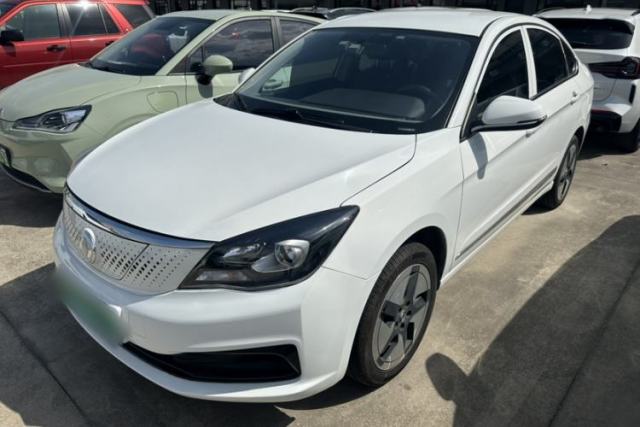 Used Dongfeng Aeolus E70 2023 500 Smart Version Lithium Iron Phosphate 48.6 kWh 110 kW