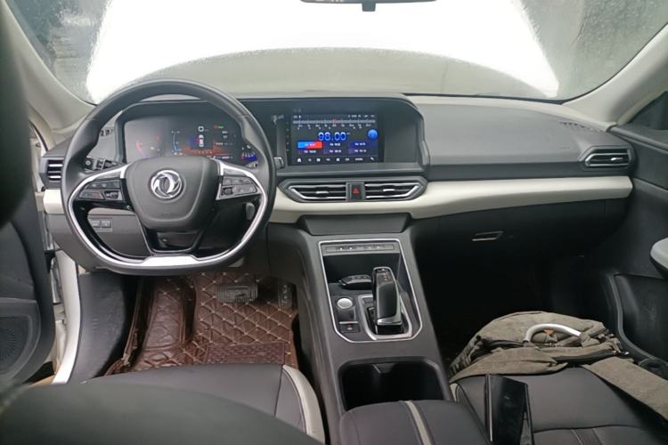 Used Dongfeng Aeolus E70 2023 Revised PRO Smart Drive Version Center Console