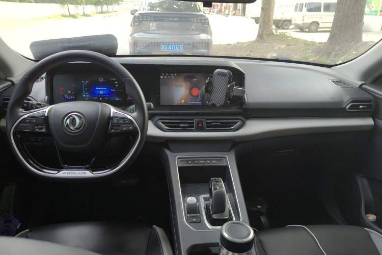 Used Dongfeng Aeolus E70 2023 PRO Comfort Edition Center Console