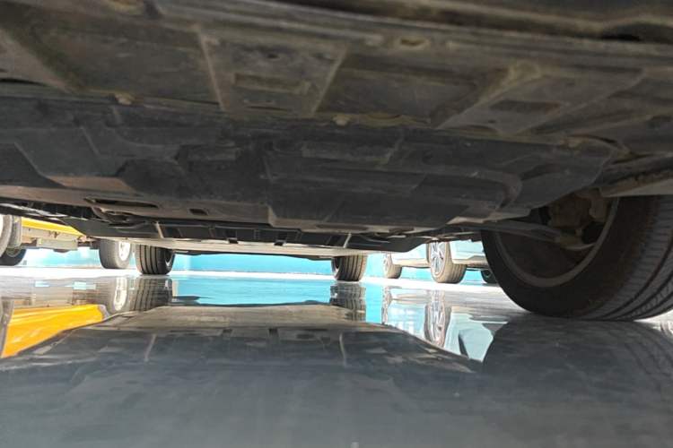 Used Dongfeng Aeolus E70 2023 Revised PRO Smart Drive Version Chassis Front