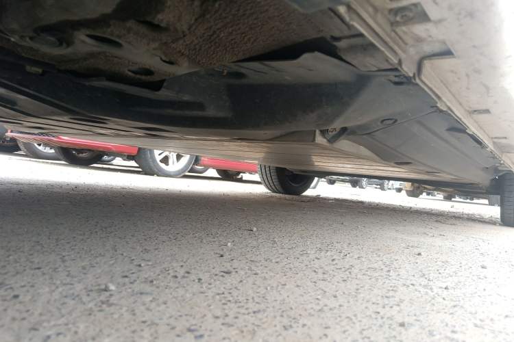 Used Dongfeng Aeolus E70 2023 PRO Smart Drive Edition Chassis Front Left
