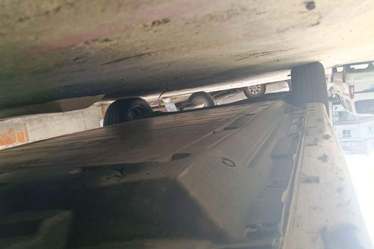 Used Dongfeng Aeolus E70 2023 PRO Smart Drive Edition Chassis Front Right