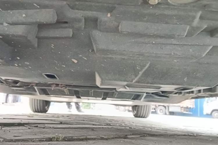 Used Dongfeng Aeolus E70 2023 400H Battery-Swap Rental Version Chassis Front