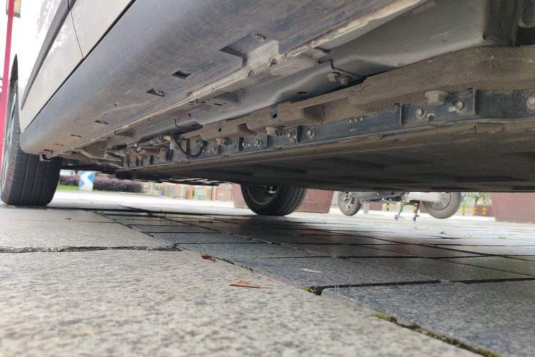 Used Dongfeng Aeolus E70 2023 400H Plug-in Hybrid Version Chassis Rear Left