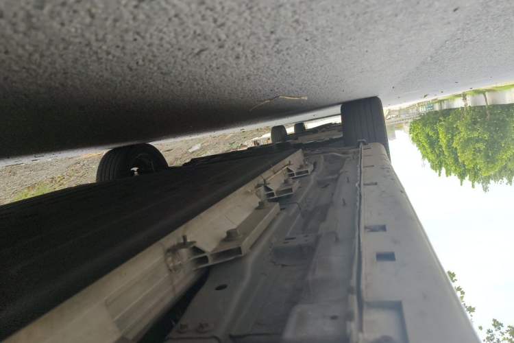 Used Dongfeng Aeolus E70 2023 PRO Comfort Edition Chassis Rear Left