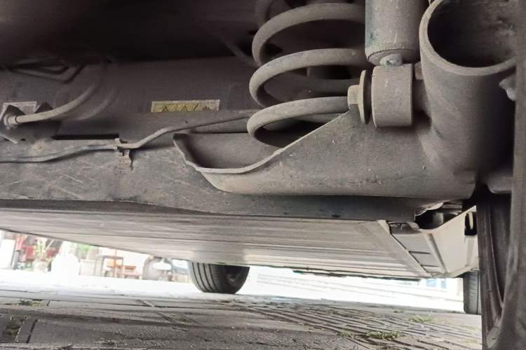 Used Dongfeng Aeolus E70 2023 400H Battery-Swap Rental Version Chassis Rear Right