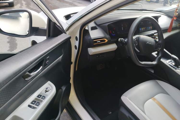 Used Dongfeng Aeolus E70 2023 Revised PRO Smart Drive Version Driver Seat