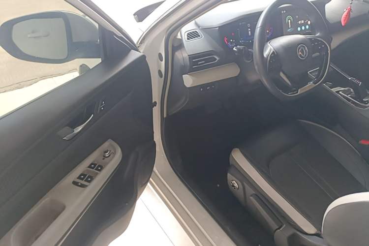 Used Dongfeng Aeolus E70 2023 360H Battery-Swap Version Driver Seat