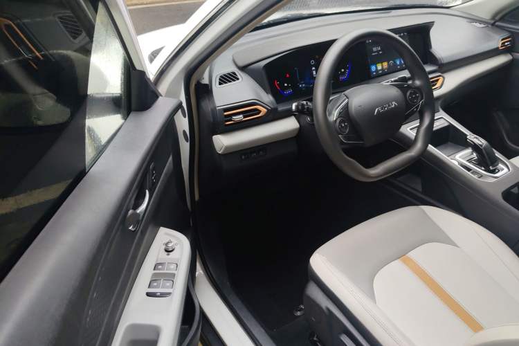 Used Dongfeng Aeolus E70 2023 Revised PRO Smart Drive Version Driver Seat