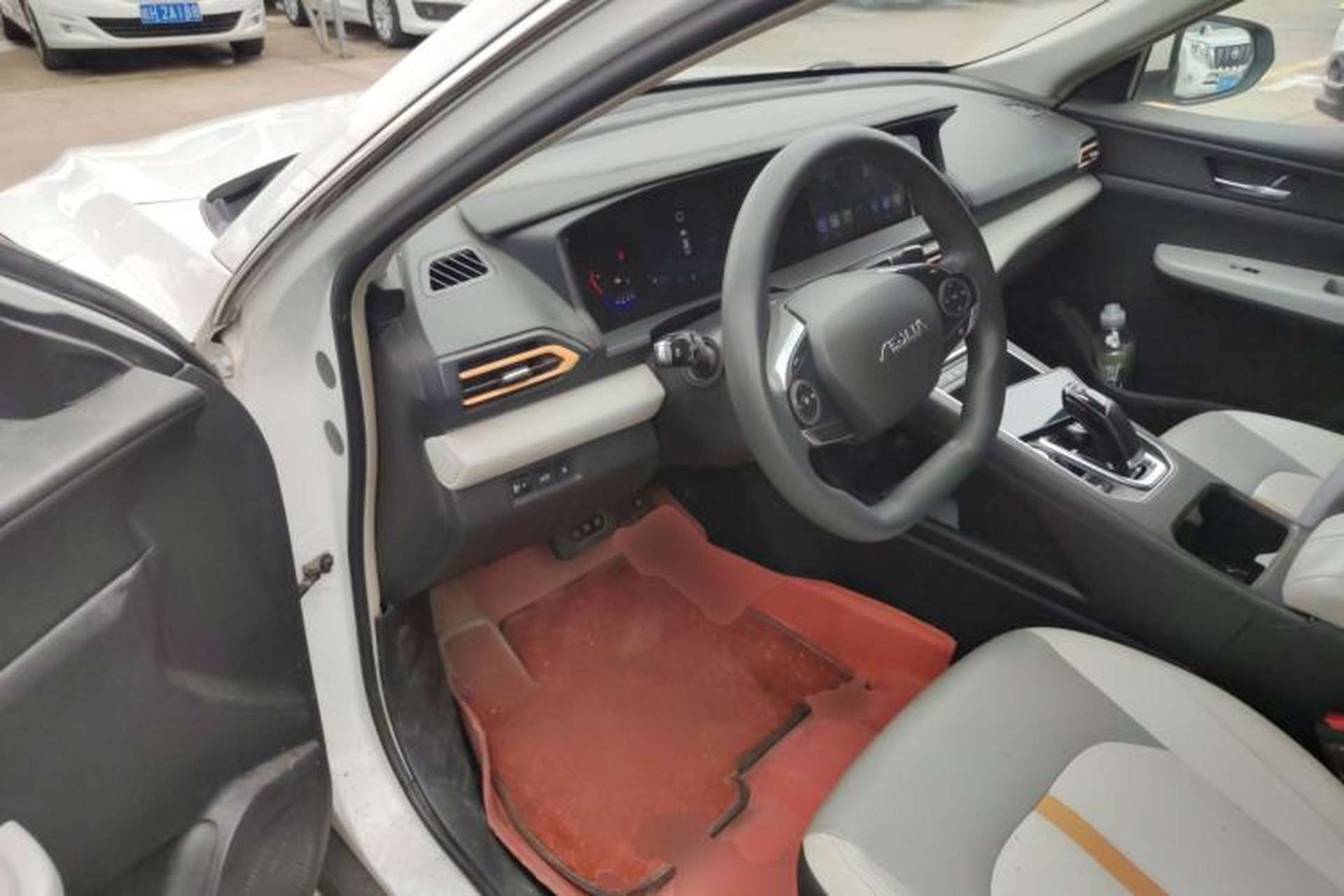 Used Dongfeng Aeolus E70 2023 Revised PRO Smart Drive Version Driver Seat