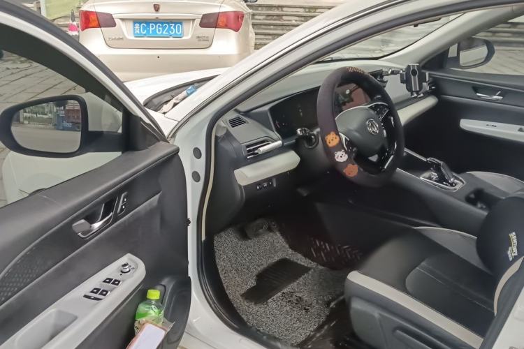 Used Dongfeng Aeolus E70 2023 400H Battery-Swap Rental Version Driver Seat
