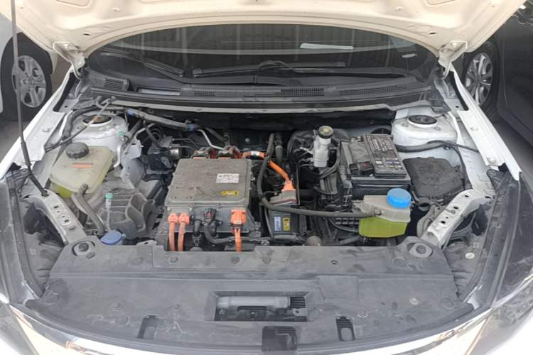 Used Dongfeng Aeolus E70 2023 360H Battery-Swap Version Engine Bay