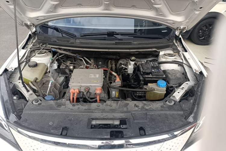 Used Dongfeng Aeolus E70 2023 360H Battery-Swap Version Engine Bay